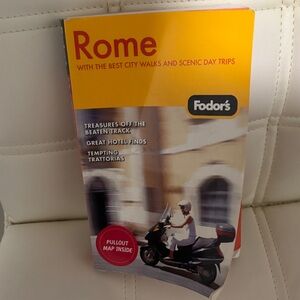 Rome Travel Guide - Yellow and Red